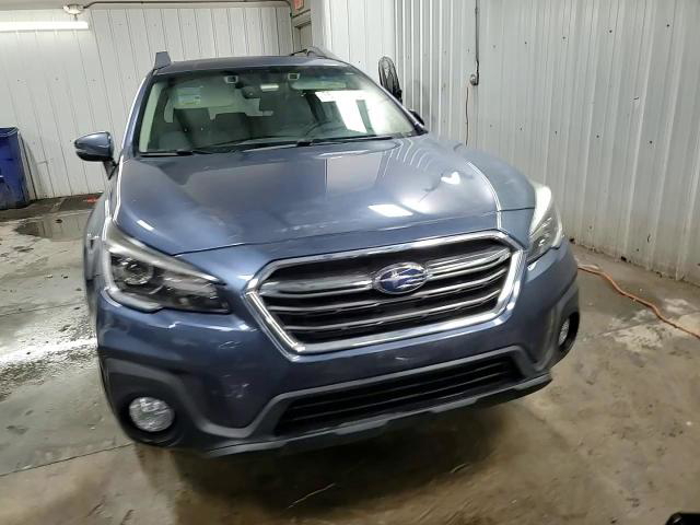 Subaru Outback 2018