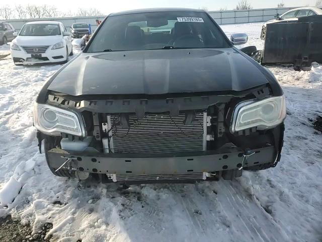 Chrysler 300 2011