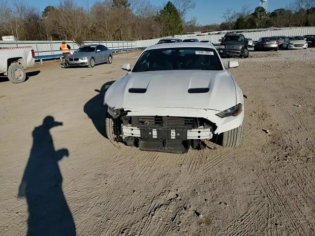 Ford Mustang 2020