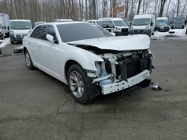 Chrysler 300 2015
