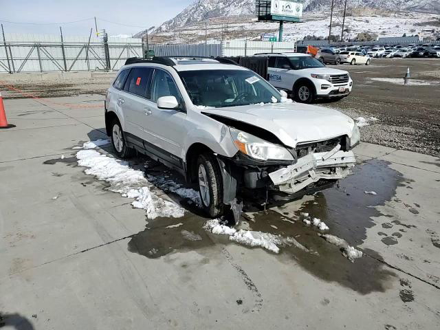Subaru Outback 2014