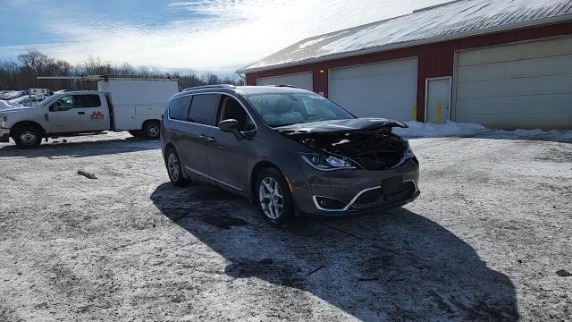 Chrysler Pacifica 2018