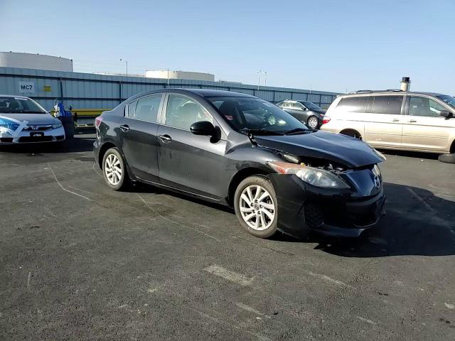 Mazda 3 2013