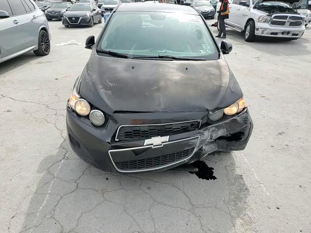 Chevrolet Sonic 2013