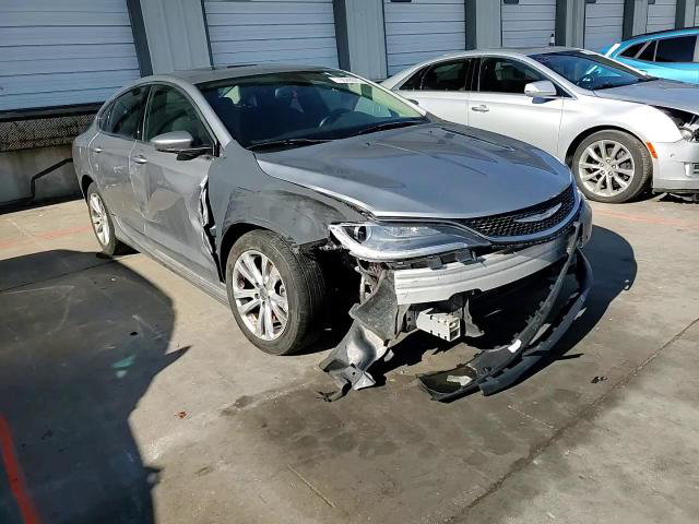 Chrysler 200 2016