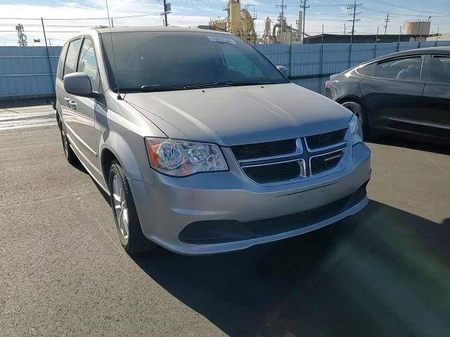 Dodge Caravan 2016