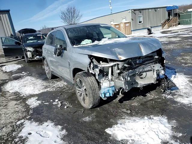 Mitsubishi Outlander 2021