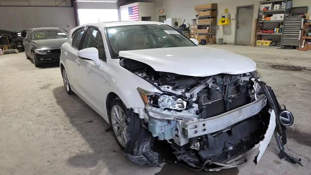 Lexus CT 2012