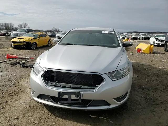 Ford Taurus 2015