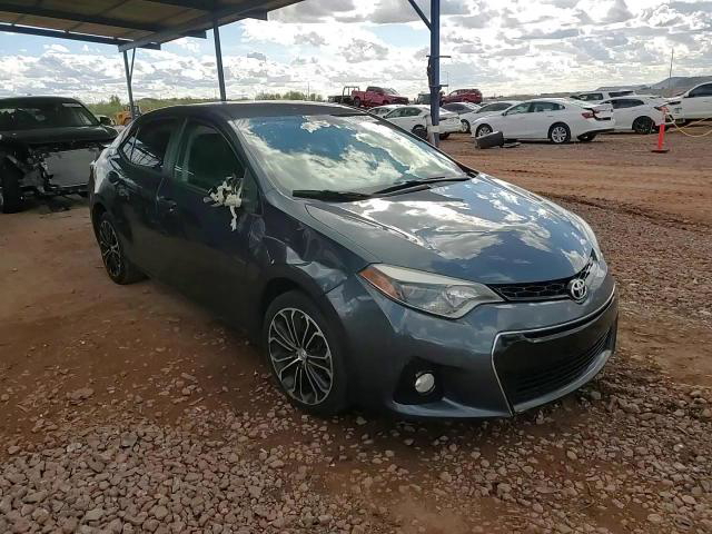 Toyota Corolla 2015