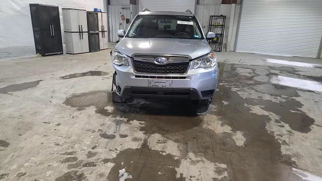 Subaru Forester 2016