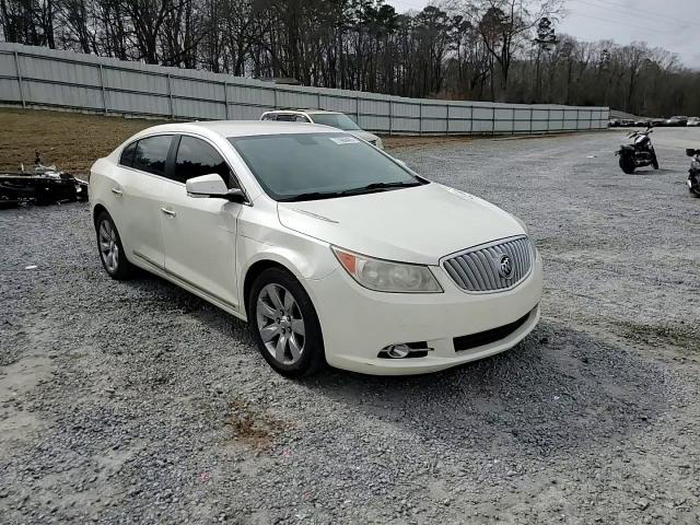 Buick LaCrosse 2011