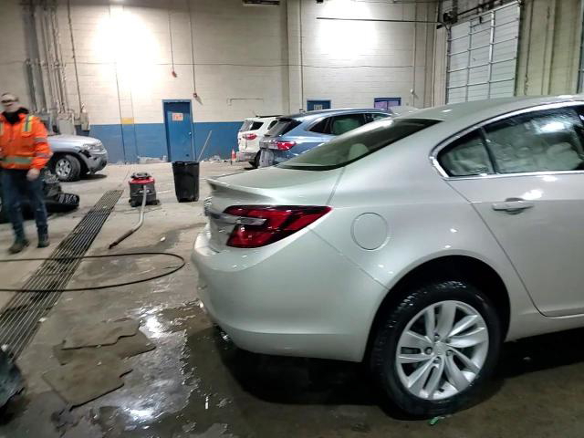 Buick Regal 2016