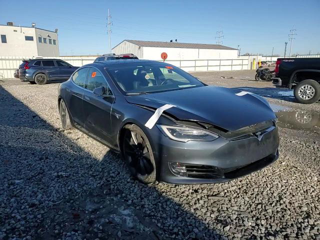 Tesla Model S 2016