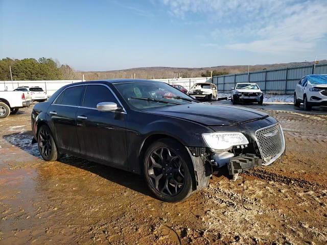 Chrysler 300 2019