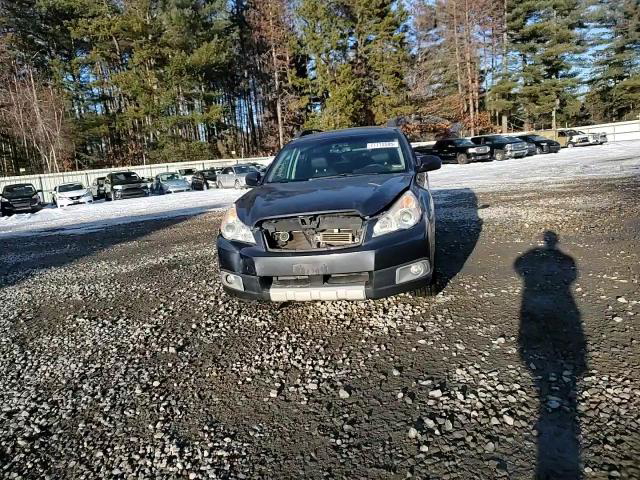 Subaru Outback 2010