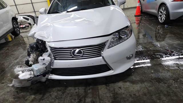 Lexus ES 2015