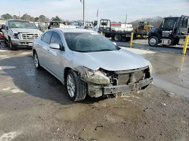 Nissan Maxima 2013