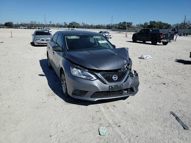 Nissan Sentra 2018