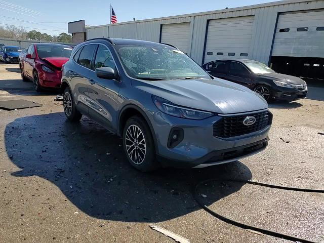 Ford Escape 2024