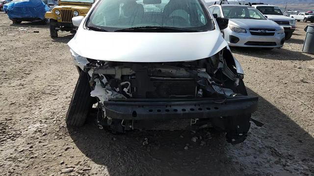 Nissan Versa 2015