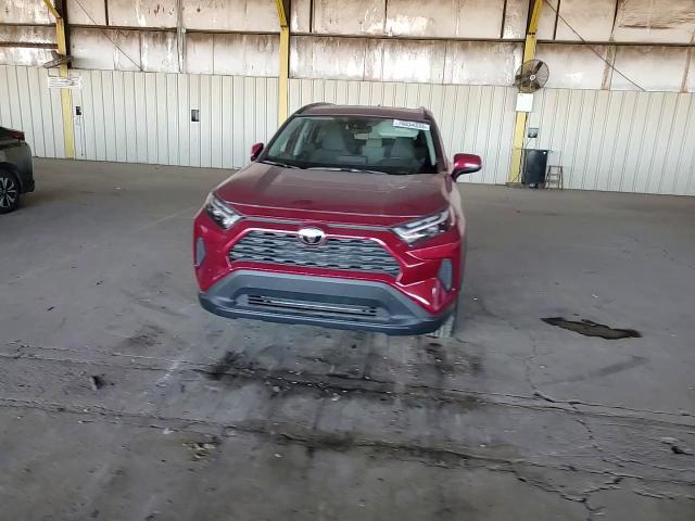 Toyota RAV 4 2025