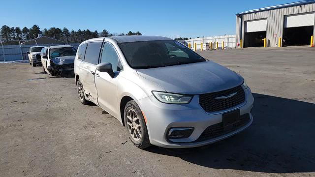 Chrysler Pacifica 2023