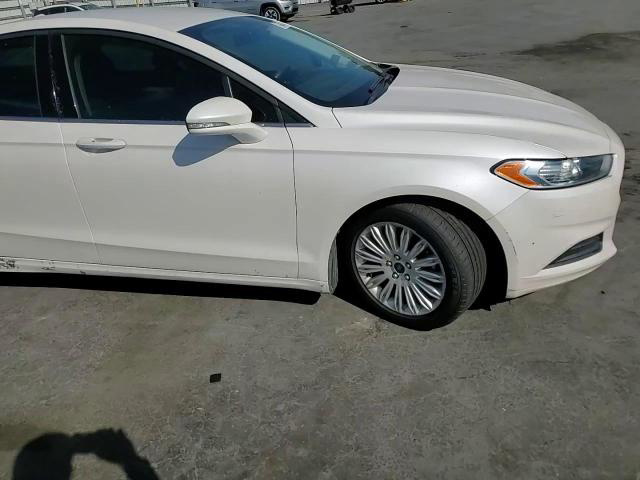 Ford Fusion 2016