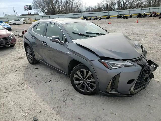 Lexus UX 2019