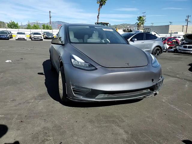 Tesla Model Y 2020