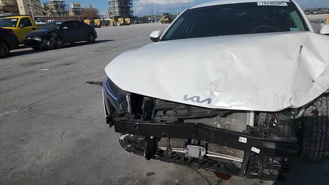 Kia K4 2025