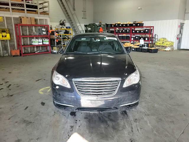 Chrysler 200 2012