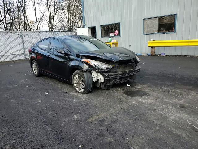 Hyundai Elantra 2012