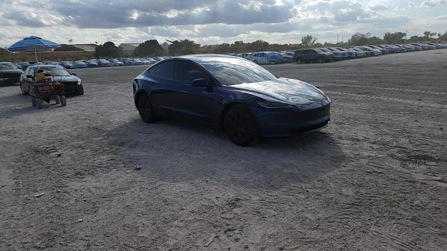 Tesla Model 3 2025