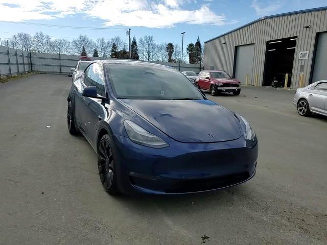 Tesla Model Y 2022