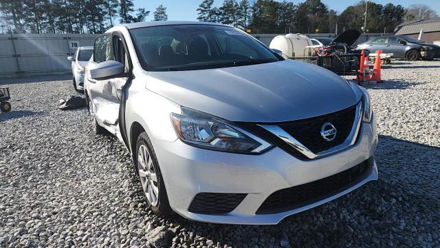 Nissan Sentra 2018