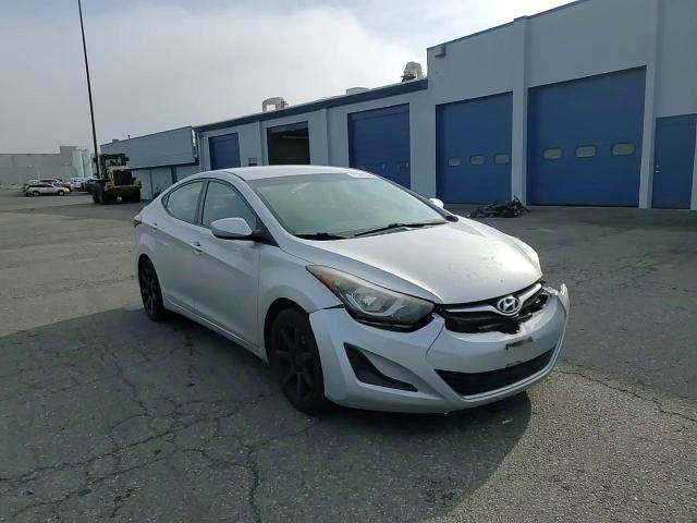 Hyundai Elantra 2016