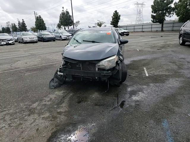 Toyota Corolla 2015