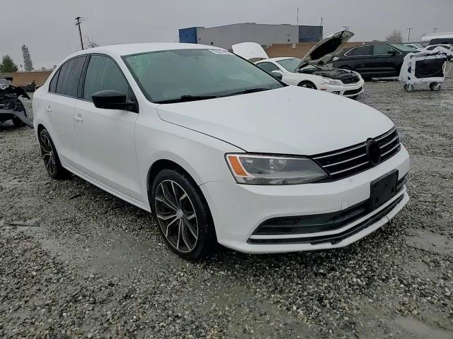 Volkswagen Jetta 2015