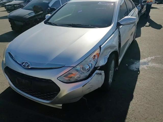 Hyundai Sonata 2011