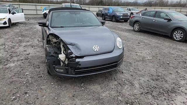 Volkswagen Beetle 2013