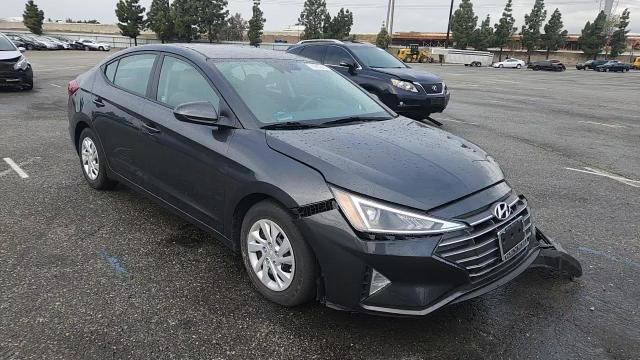 Hyundai Elantra 2020