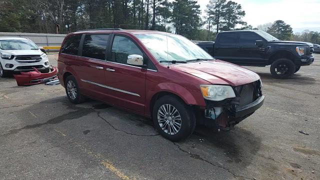 Chrysler Voyager 2013