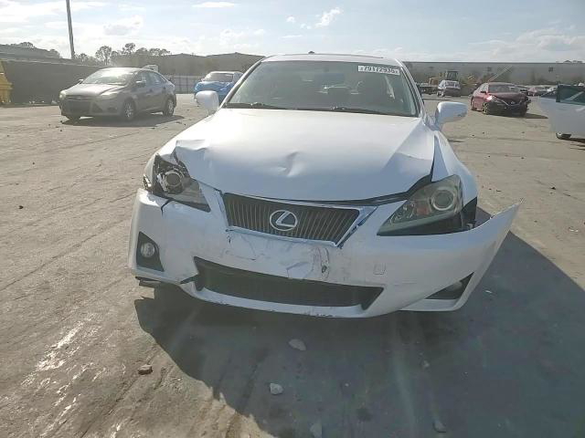 Lexus IS 2012
