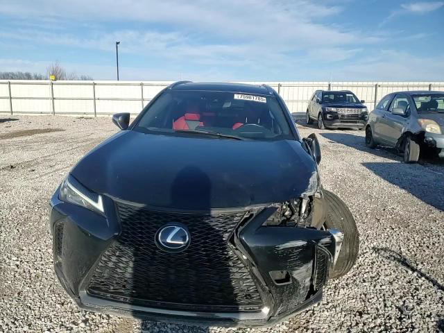 Lexus UX 2022