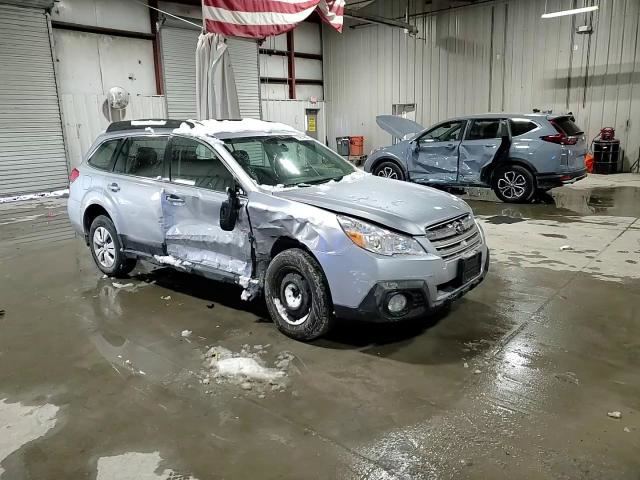 Subaru Outback 2013