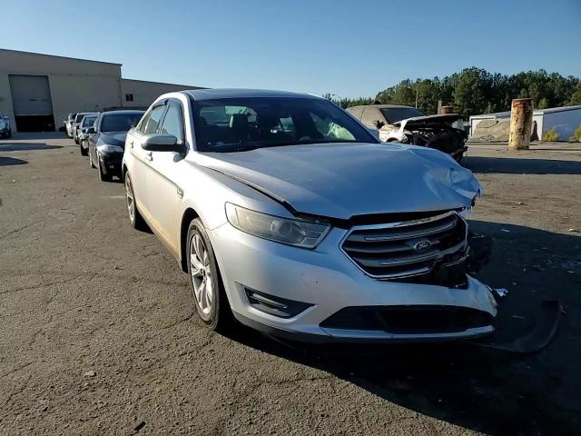 Ford Taurus 2013