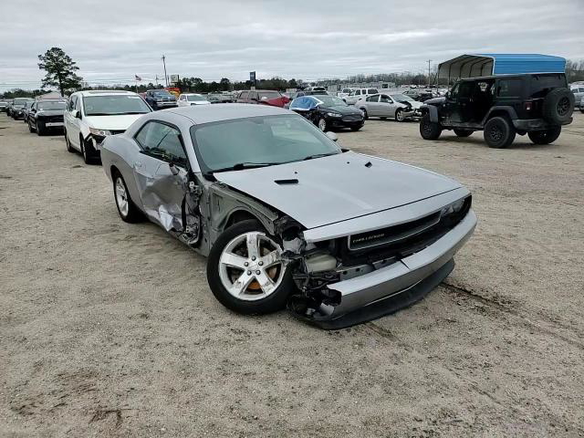 Dodge Challenger 2013