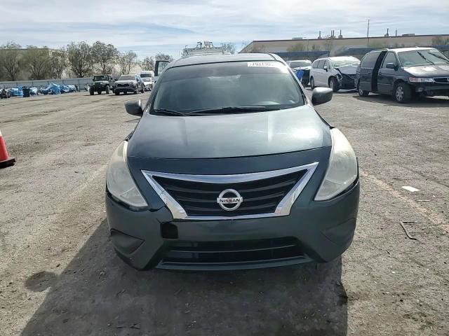 Nissan Versa 2016