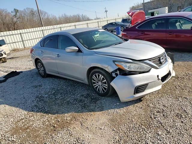 Nissan Altima 2017